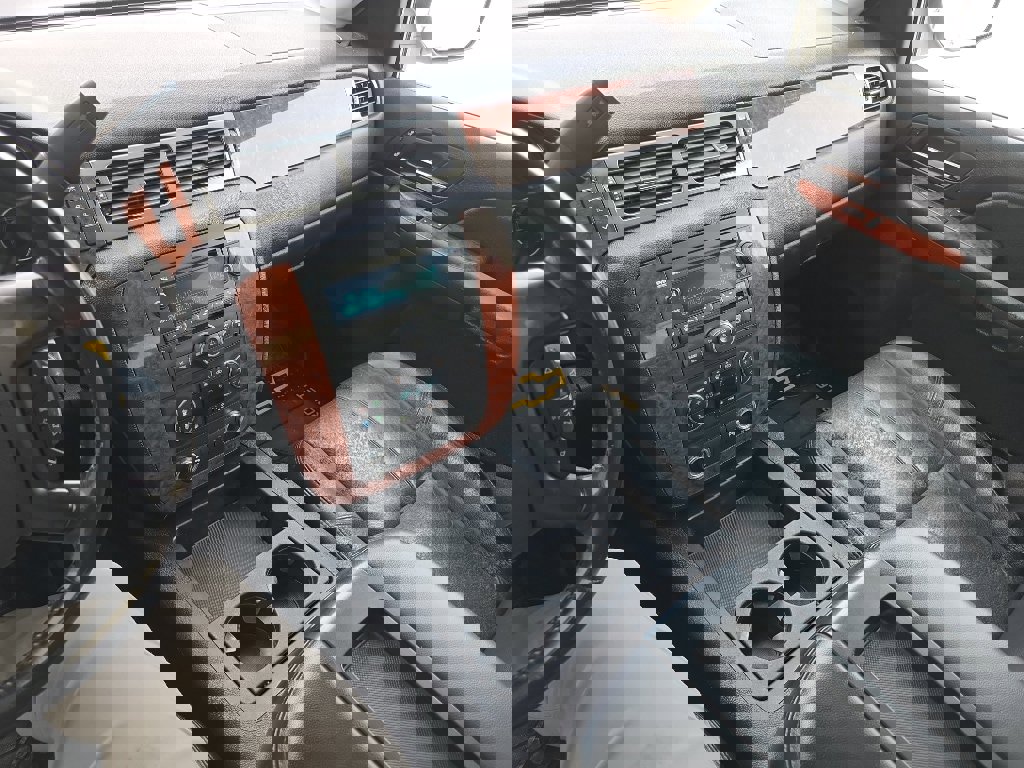 Used 2007 Chevrolet Avalanche LT w/ LT Preferred Equipment Group image 12