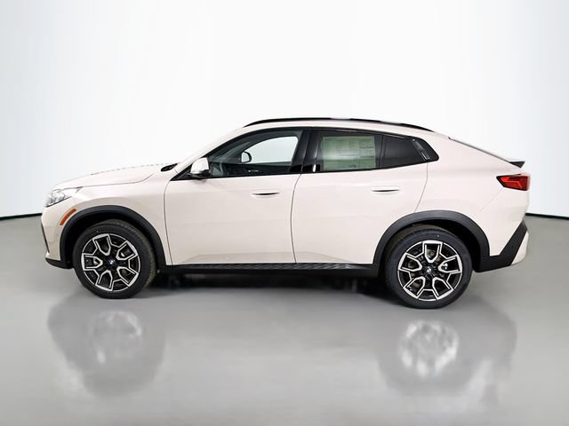 Used 2026 BMW X2 xDrive28i w/ Technology Package AWD/4WD image 4