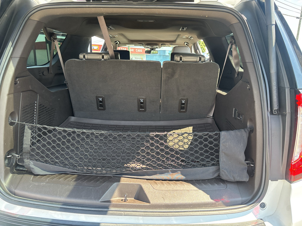 Used 2021 GMC Yukon XL SLT w/ SLT Premium Package RWD image 7