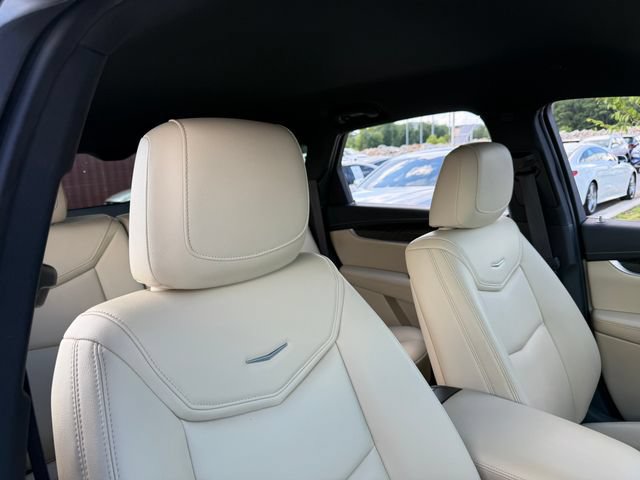 Used 2017 Cadillac XT5 FWD image 30