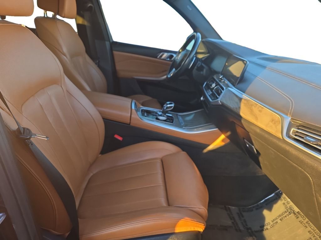Used 2019 BMW X5 xDrive40i w/ Off-Road Package image 17