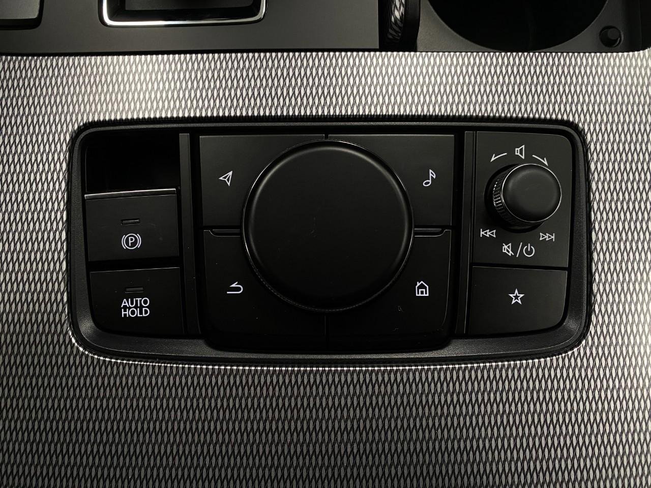 New 2025 MAZDA CX-90 Plug-In Hybrid w/ Preferred AWD/4WD image 27
