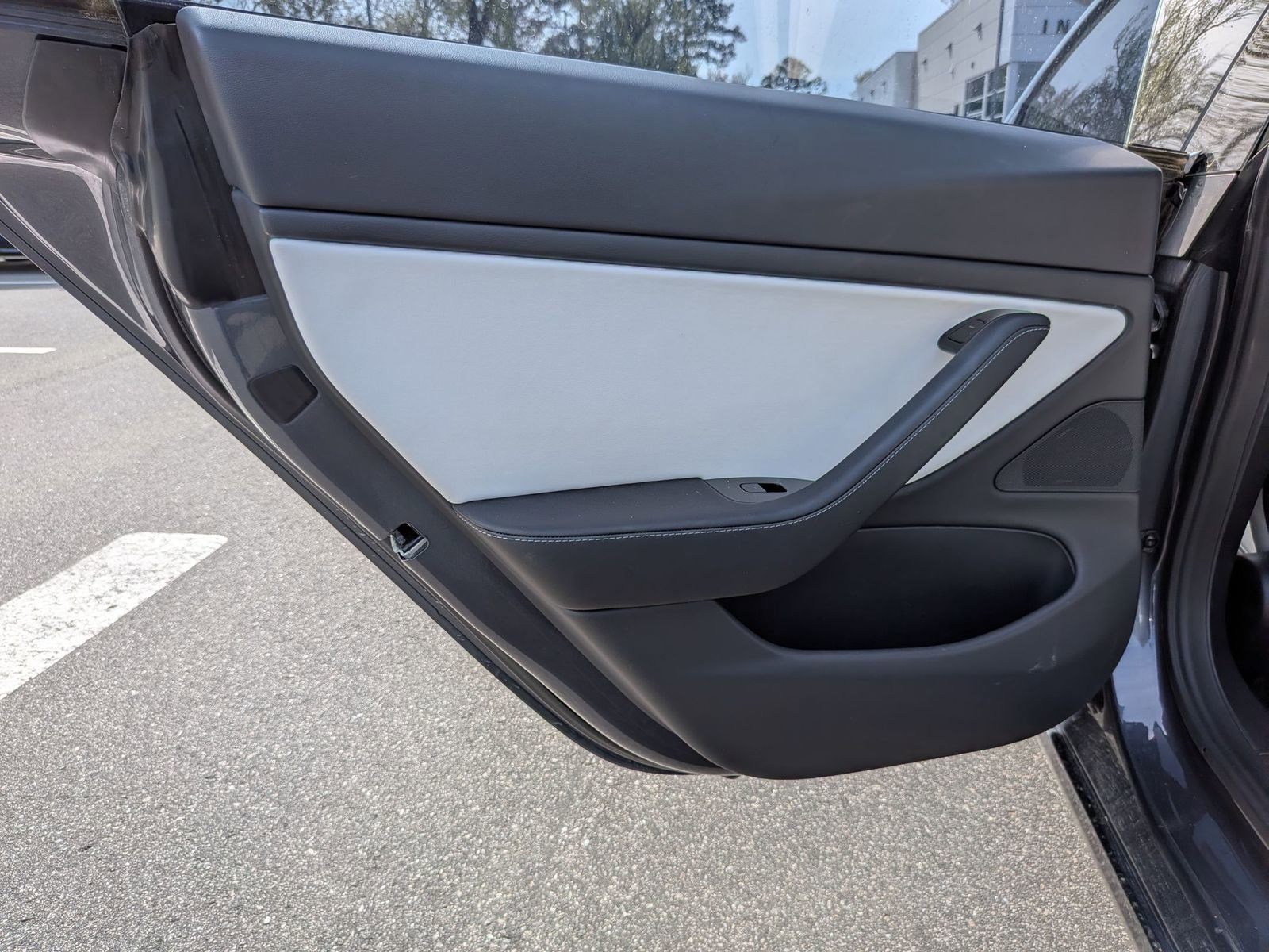 Used 2020 Tesla Model 3 Long Range image 26