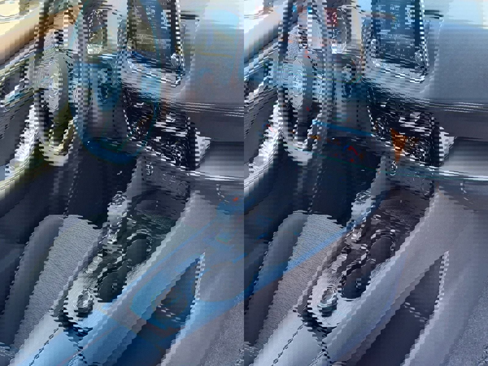 Certified 2022 Nissan Rogue SV image 9