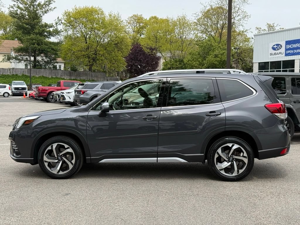 Used 2023 Subaru Forester Touring AWD/4WD image 11