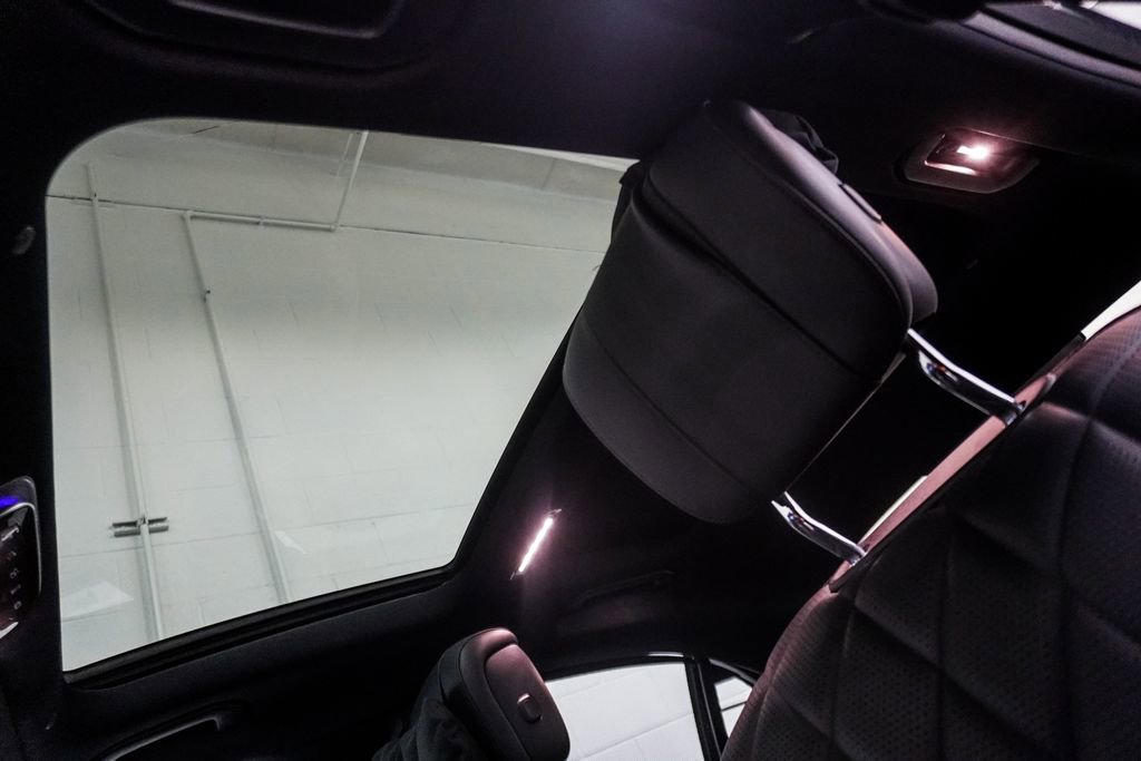 Used 2024 Mercedes-Benz S 580 4MATIC Sedan w/ AMG Line image 7