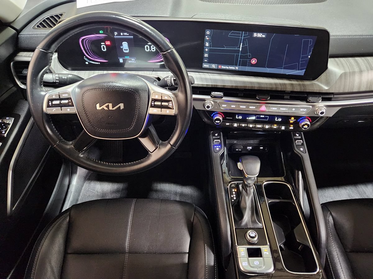 Used 2024 Kia Telluride EX w/ EX Captain's Chair Package FWD image 47