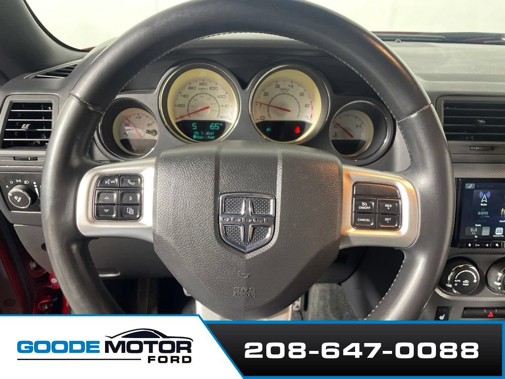Used 2012 Dodge Challenger R/T RWD image 13
