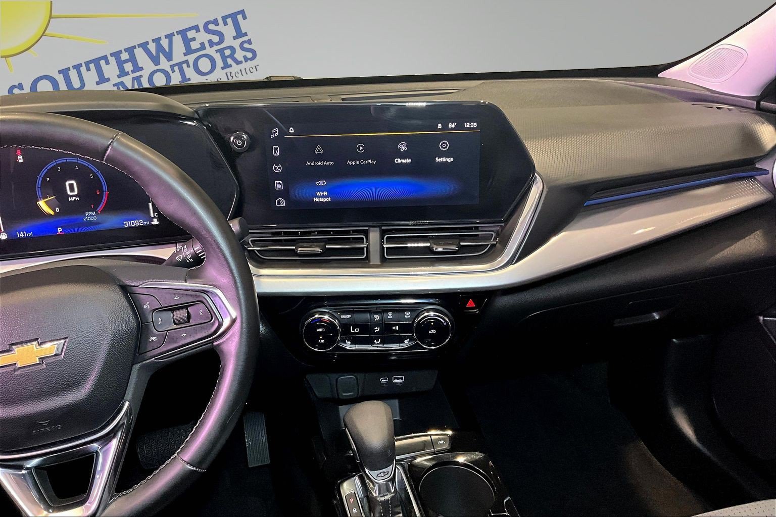 Used 2024 Chevrolet Trax LT w/ Driver Confidence Package FWD image 10