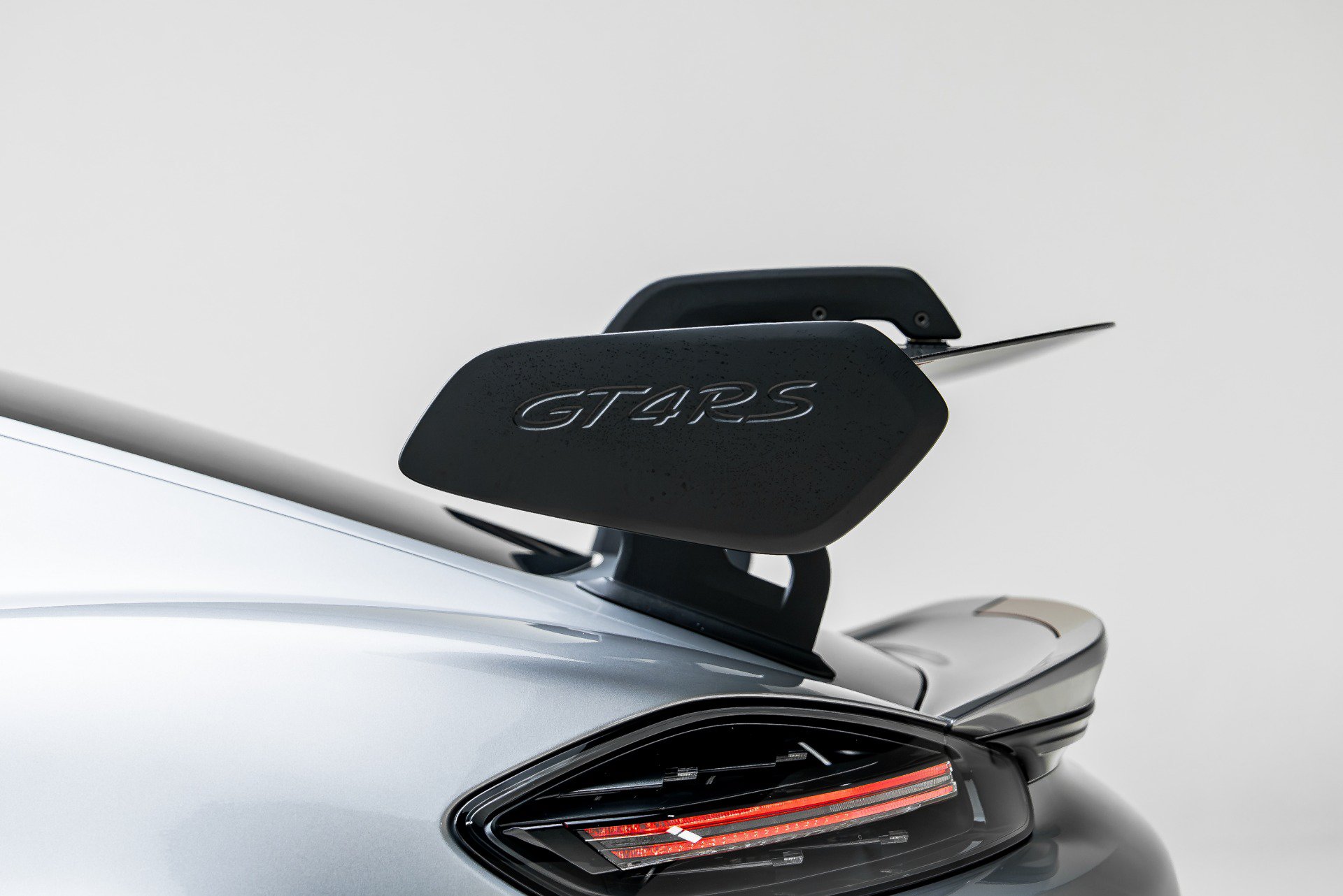 Used 2023 Porsche 718 Cayman GT4 RS RWD image 30