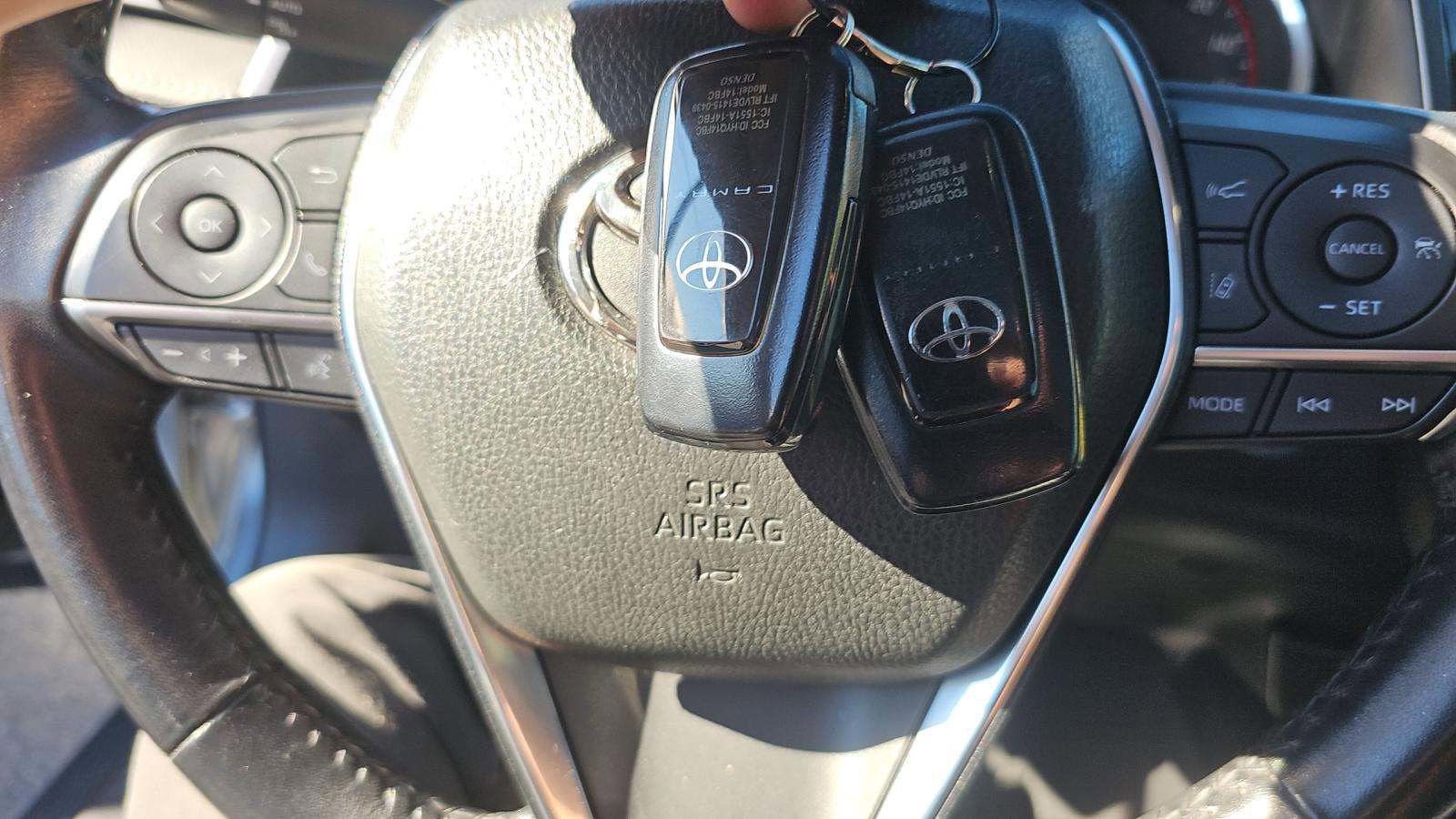 Used 2019 Toyota Camry XSE image 17