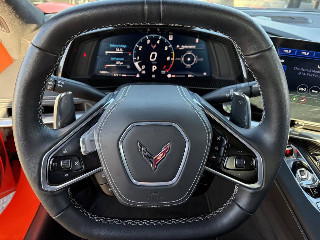 Used 2021 Chevrolet Corvette Stingray Premium Conv w/ Z51 Performance Package RWD image 22