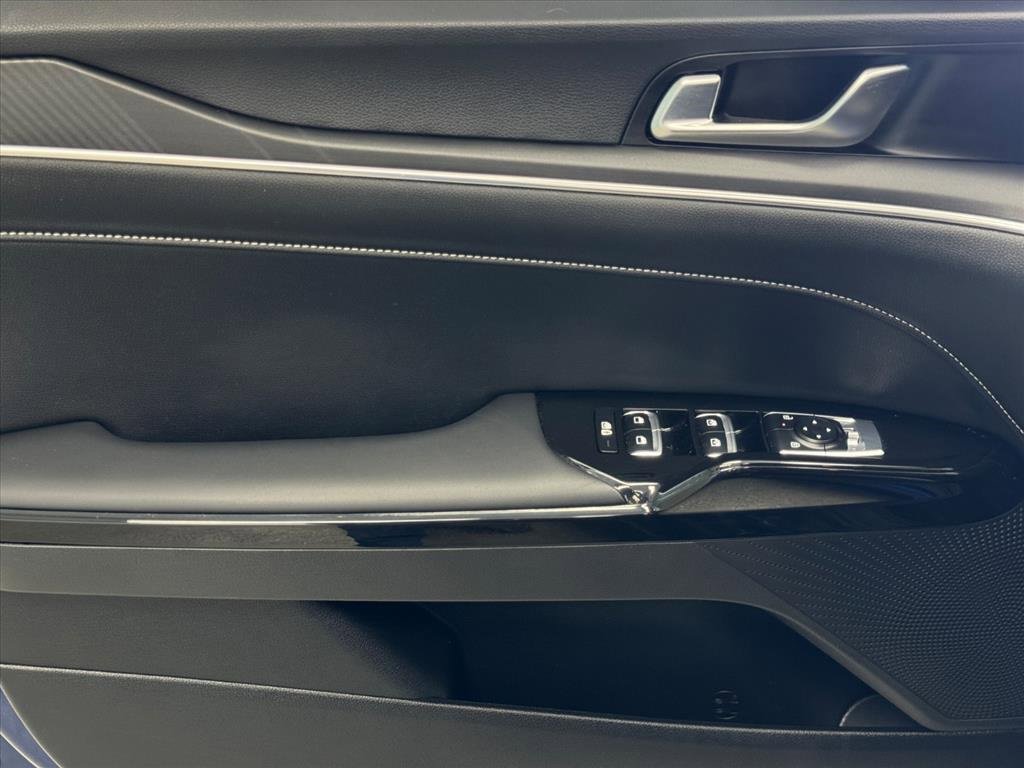 Used 2025 Kia K5 GT-Line image 13