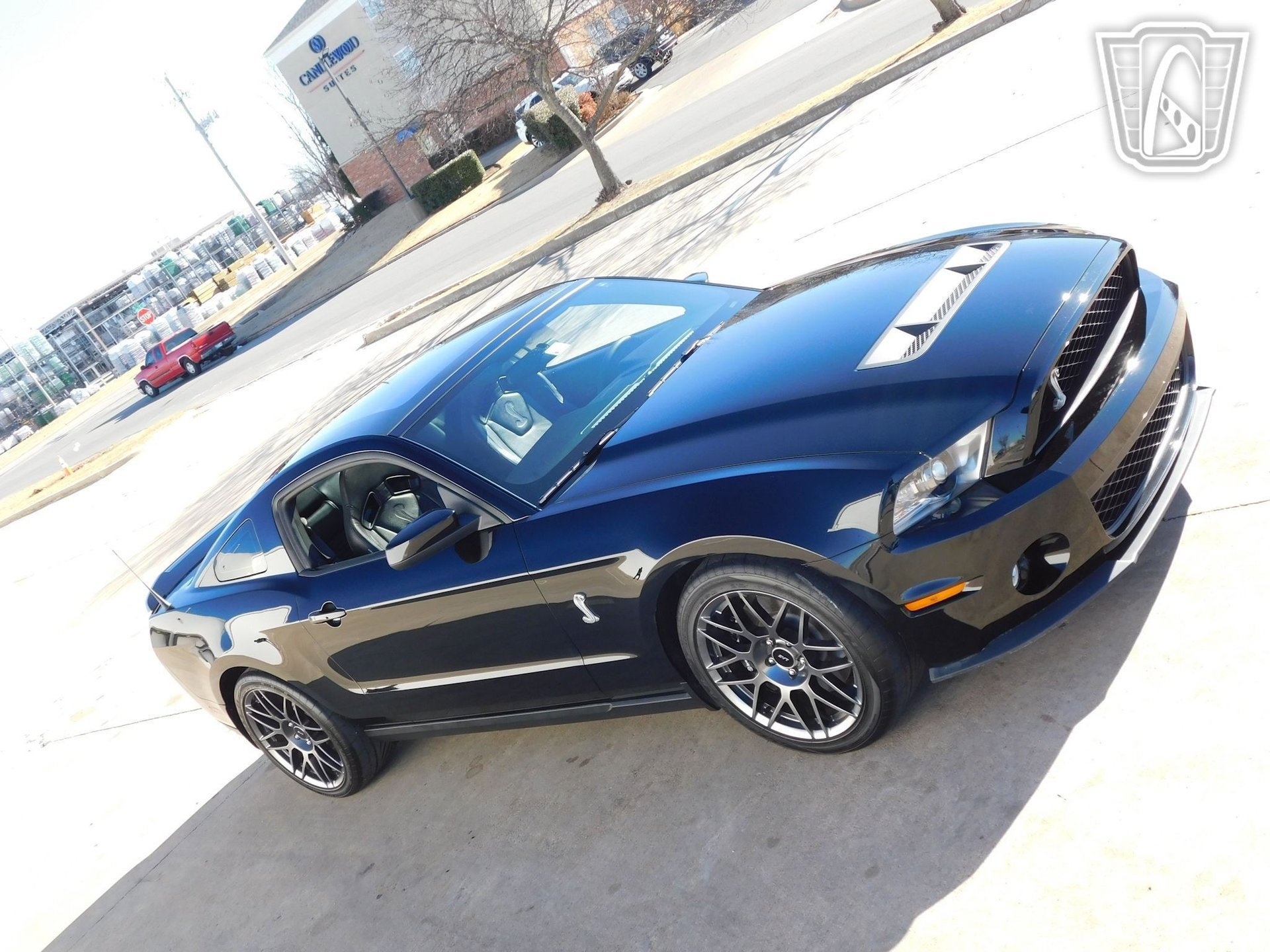 Used 2012 Ford Mustang Shelby GT500 w/ SVT Performance Pkg image 17