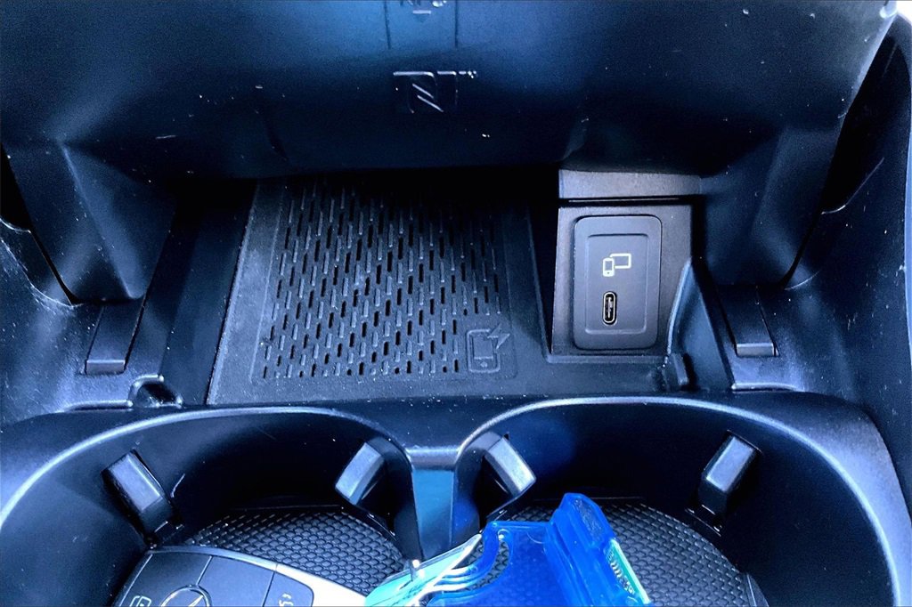 Used 2021 Mercedes-Benz GLC 300 4MATIC image 31