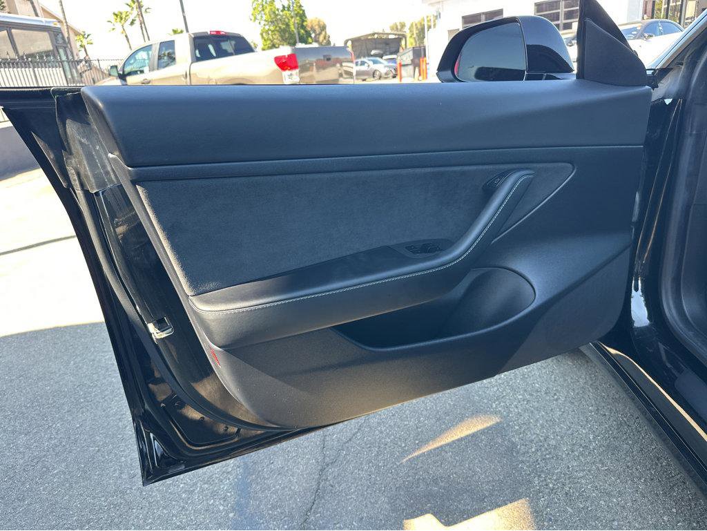 Used 2021 Tesla Model 3 Standard Range Plus image 15
