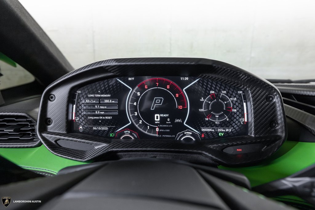 Used 2024 Lamborghini Revuelto image 23