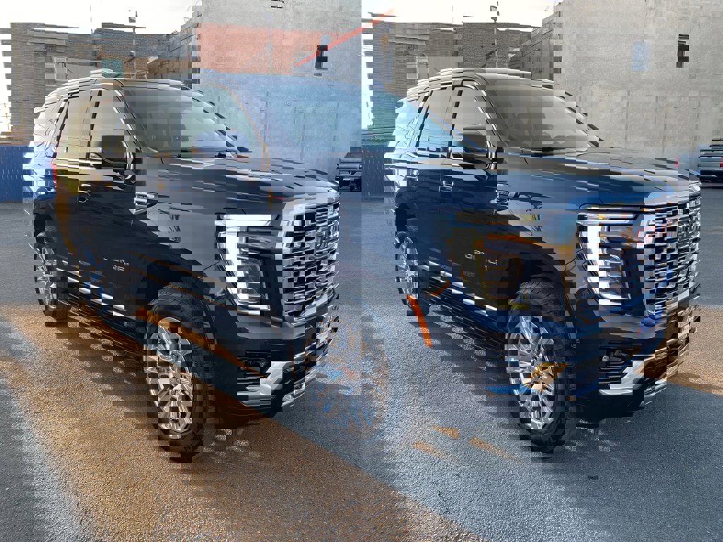 Used 2025 GMC Yukon Denali image 7