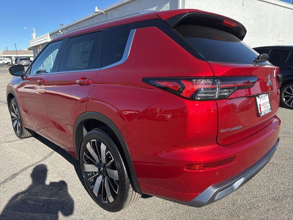New 2026 Mitsubishi Outlander SEL FWD image 5