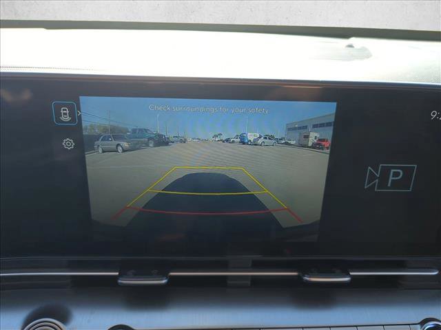 Used 2025 Hyundai Kona SEL image 12