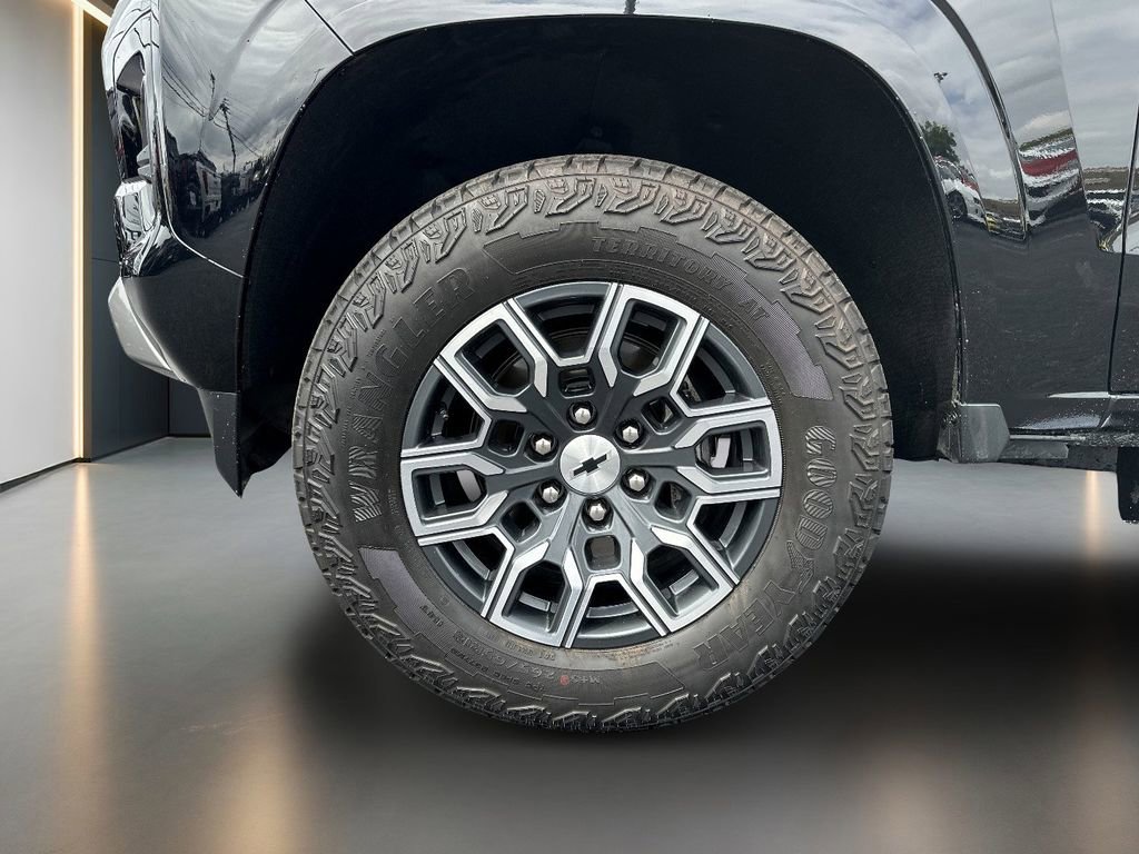 Certified 2024 Chevrolet Colorado Z71 w/ Z71 Convenience Package 2 AWD/4WD image 9