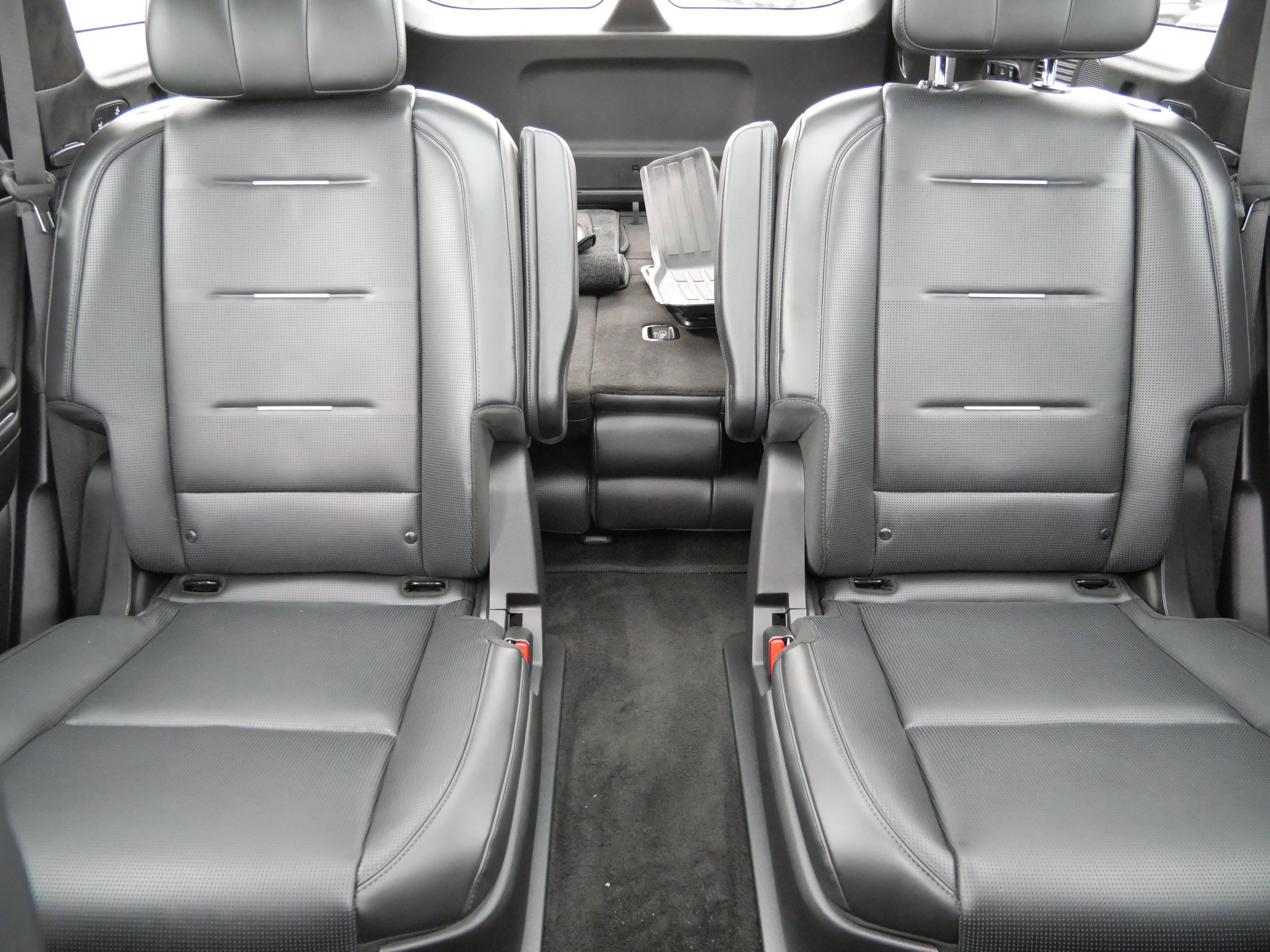 Used 2026 Hyundai Palisade Calligraphy image 13