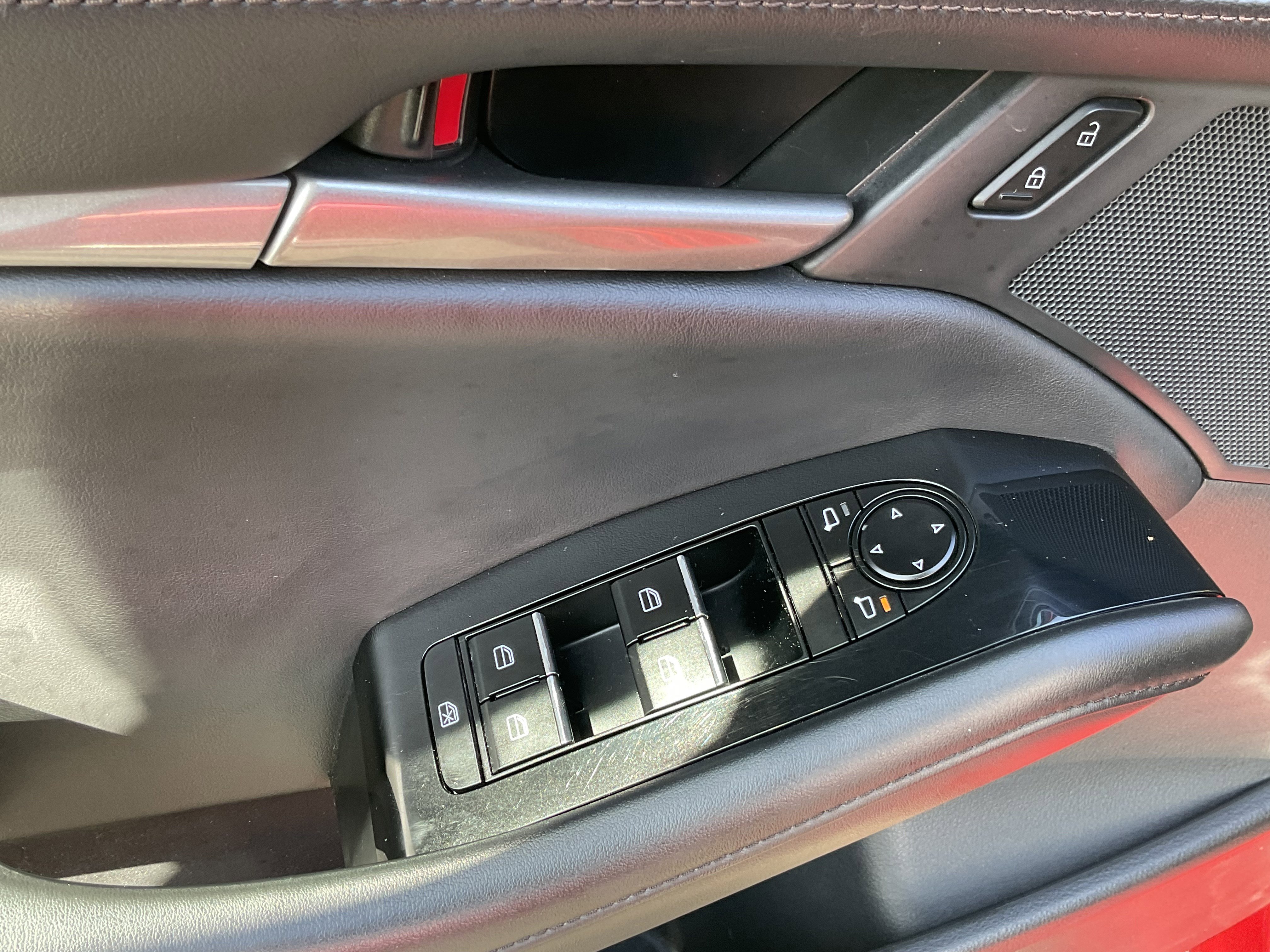 Used 2024 MAZDA MAZDA3 s FWD image 26