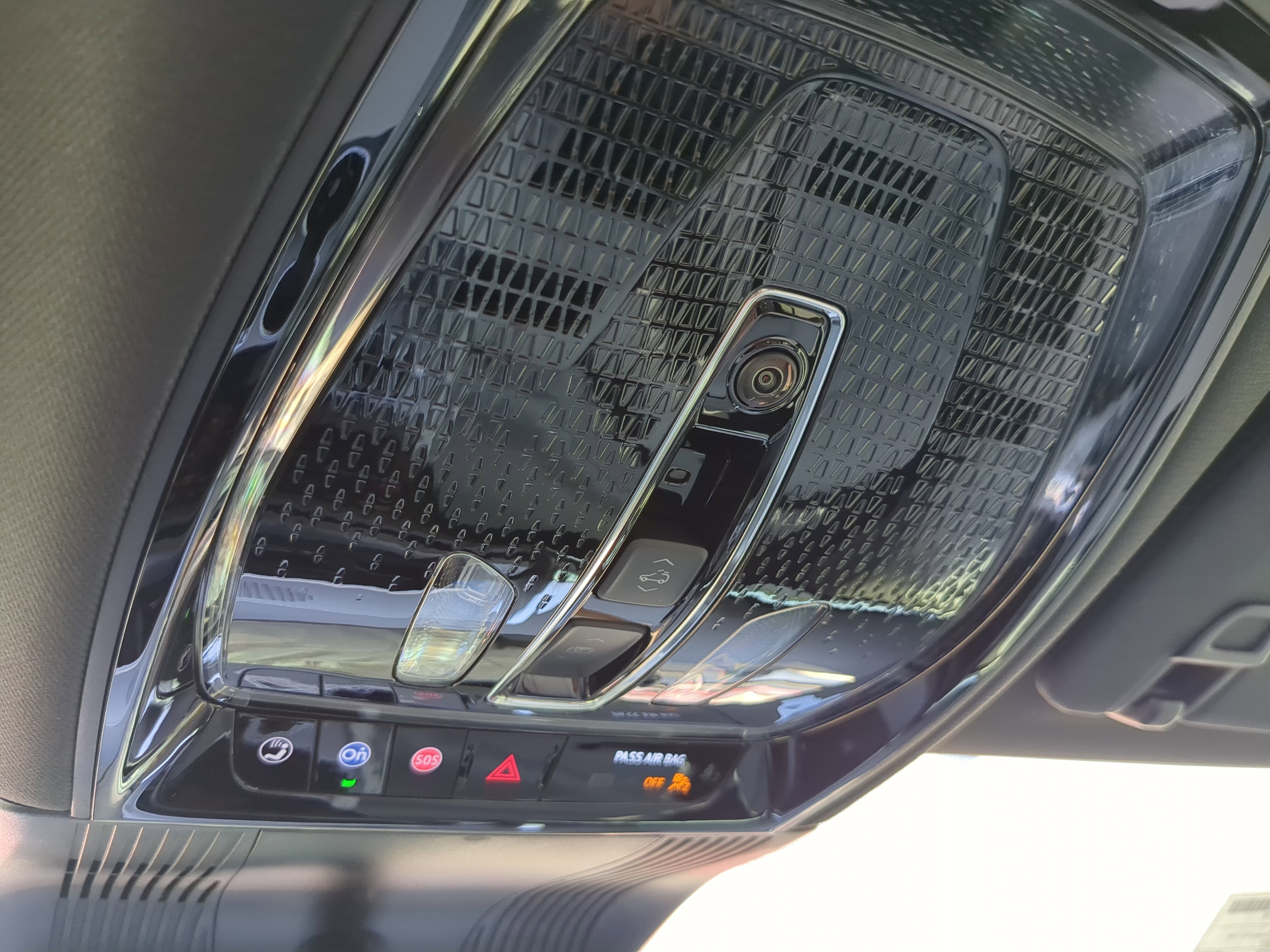 New 2026 Cadillac Vistiq Sport w/ LPO, Floor Liner Package image 20