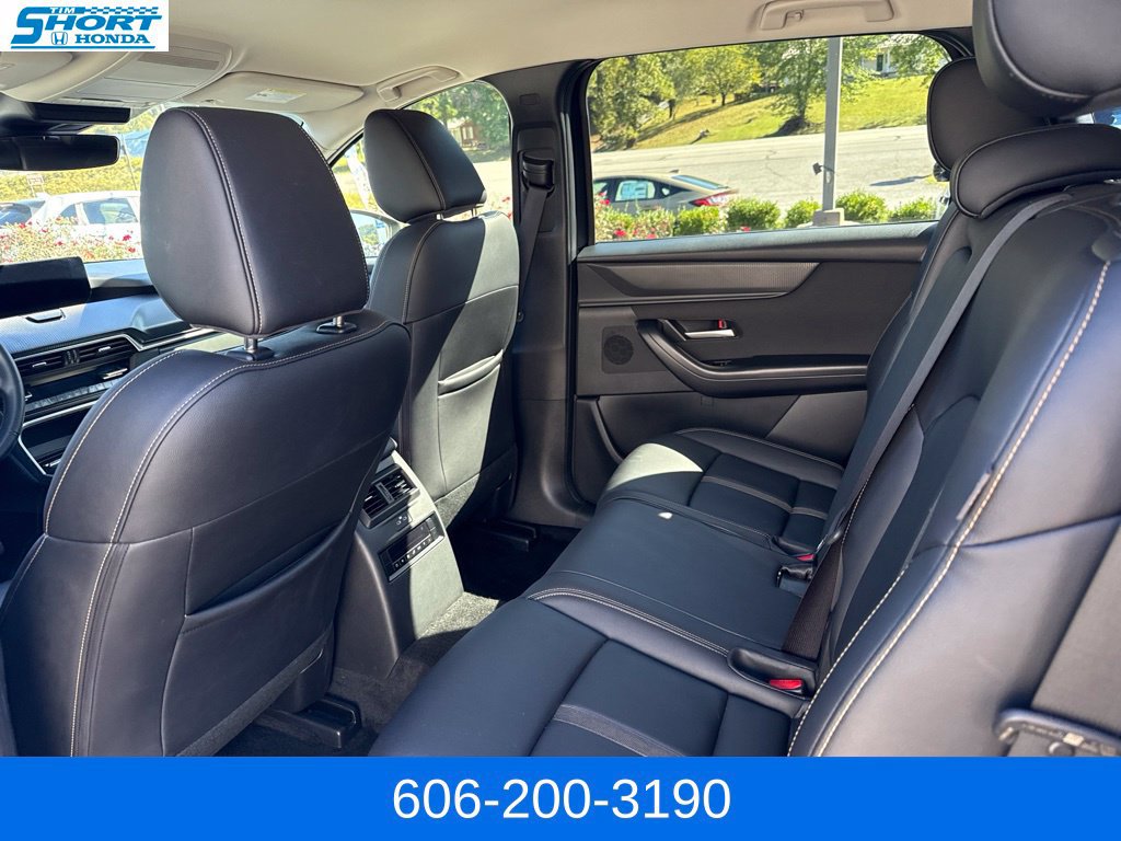 Used 2026 MAZDA CX-90 3.3 Turbo w/ Select Package AWD/4WD image 12