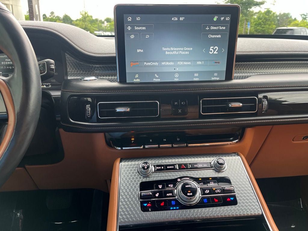 Certified 2022 Lincoln Aviator Black Label w/ Dynamic Handling Package AWD/4WD image 32