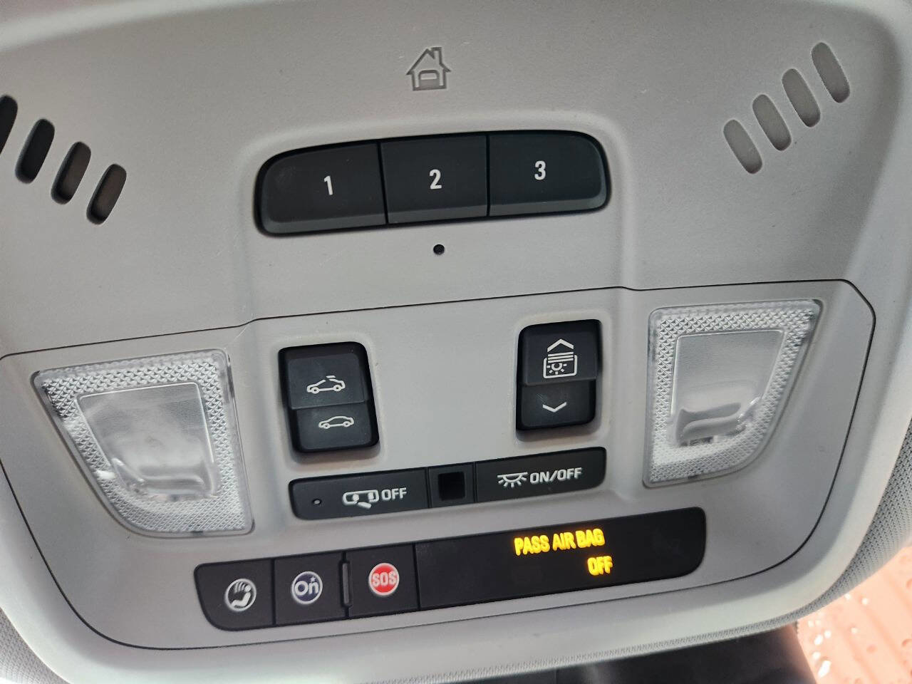 Used 2017 Chevrolet Malibu LT w/ Driver Confidence Package image 18