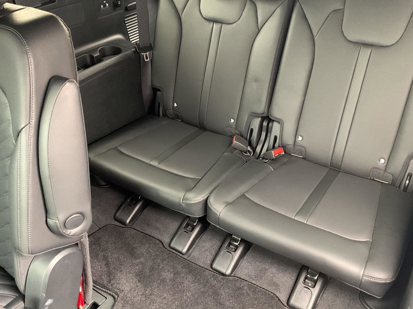 Used 2025 Kia Sorento SX Prestige image 19