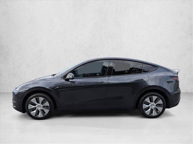 Used 2024 Tesla Model Y Long Range AWD/4WD image 9