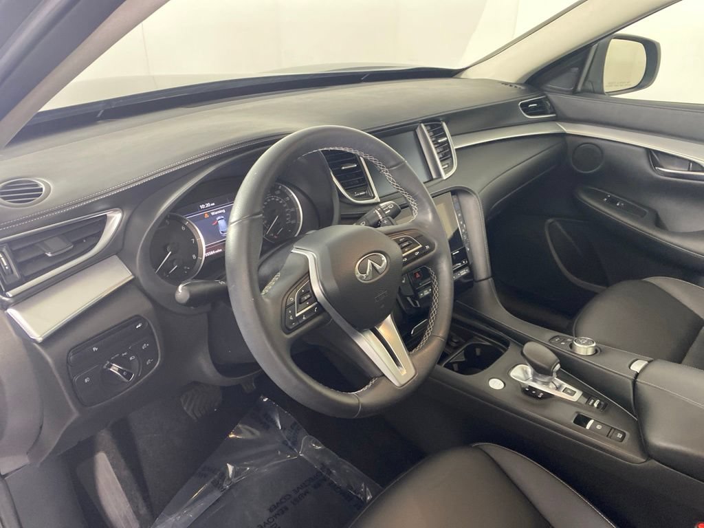 Used 2020 INFINITI QX50 Luxe w/ Navigation Package AWD/4WD image 11