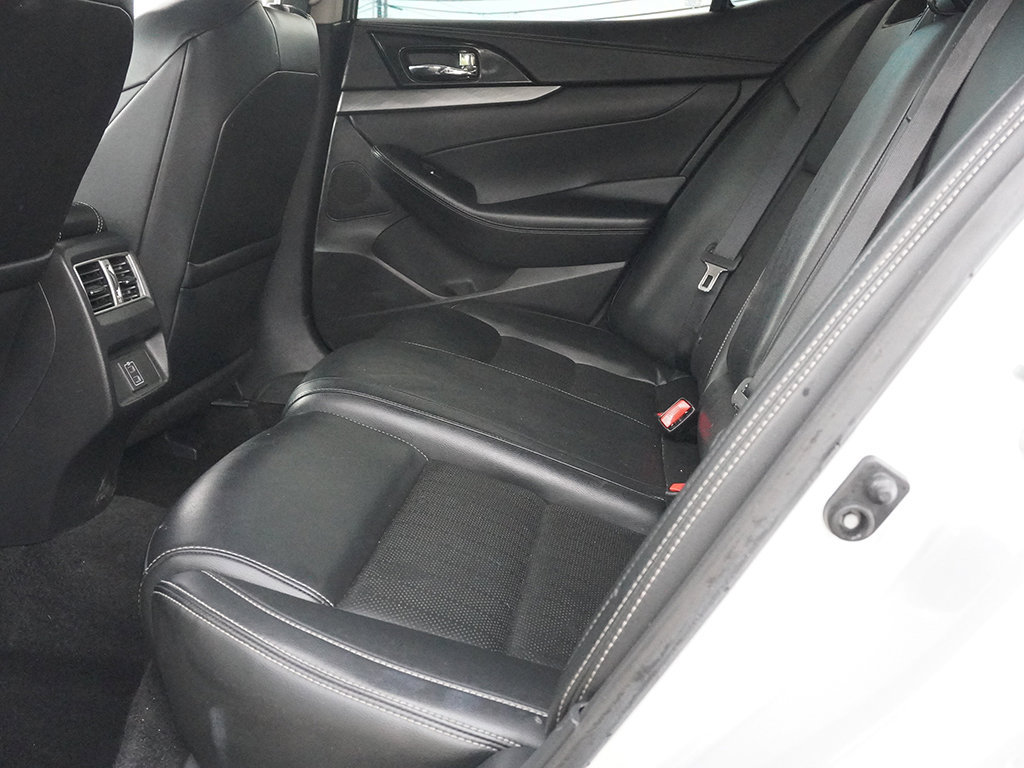 Used 2018 Nissan Maxima 3.5 SL FWD image 34