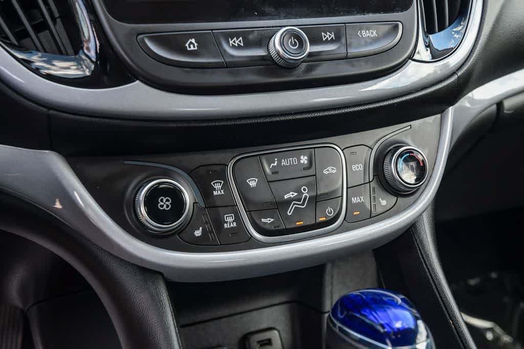 Used 2018 Chevrolet Volt LT w/ Comfort Package FWD image 20