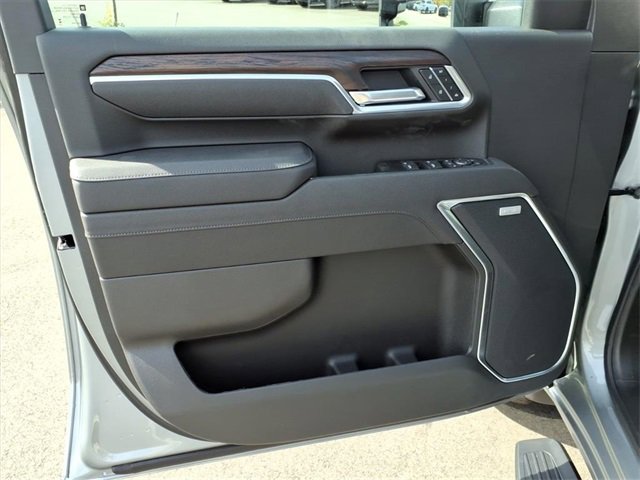 New 2026 GMC Sierra 2500 SLT w/ SLT Convenience Package image 20