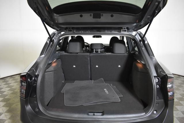 Certified 2025 Nissan Kicks SV AWD/4WD image 27