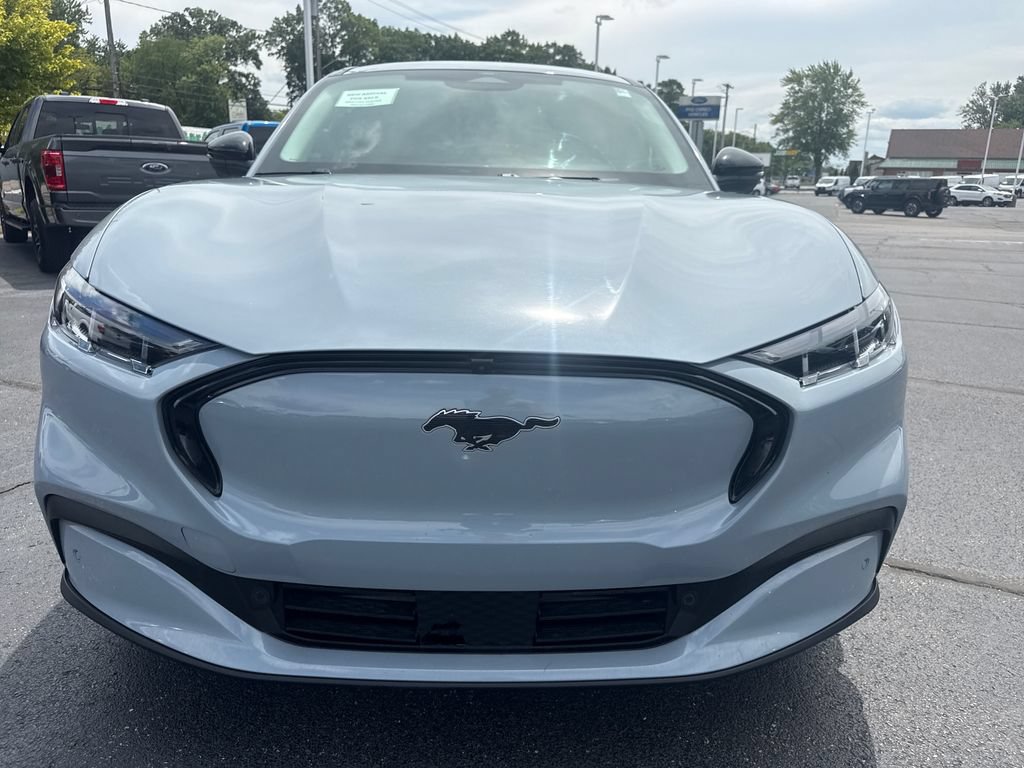 Used 2025 Ford Mustang Mach-E Premium AWD/4WD video 3
