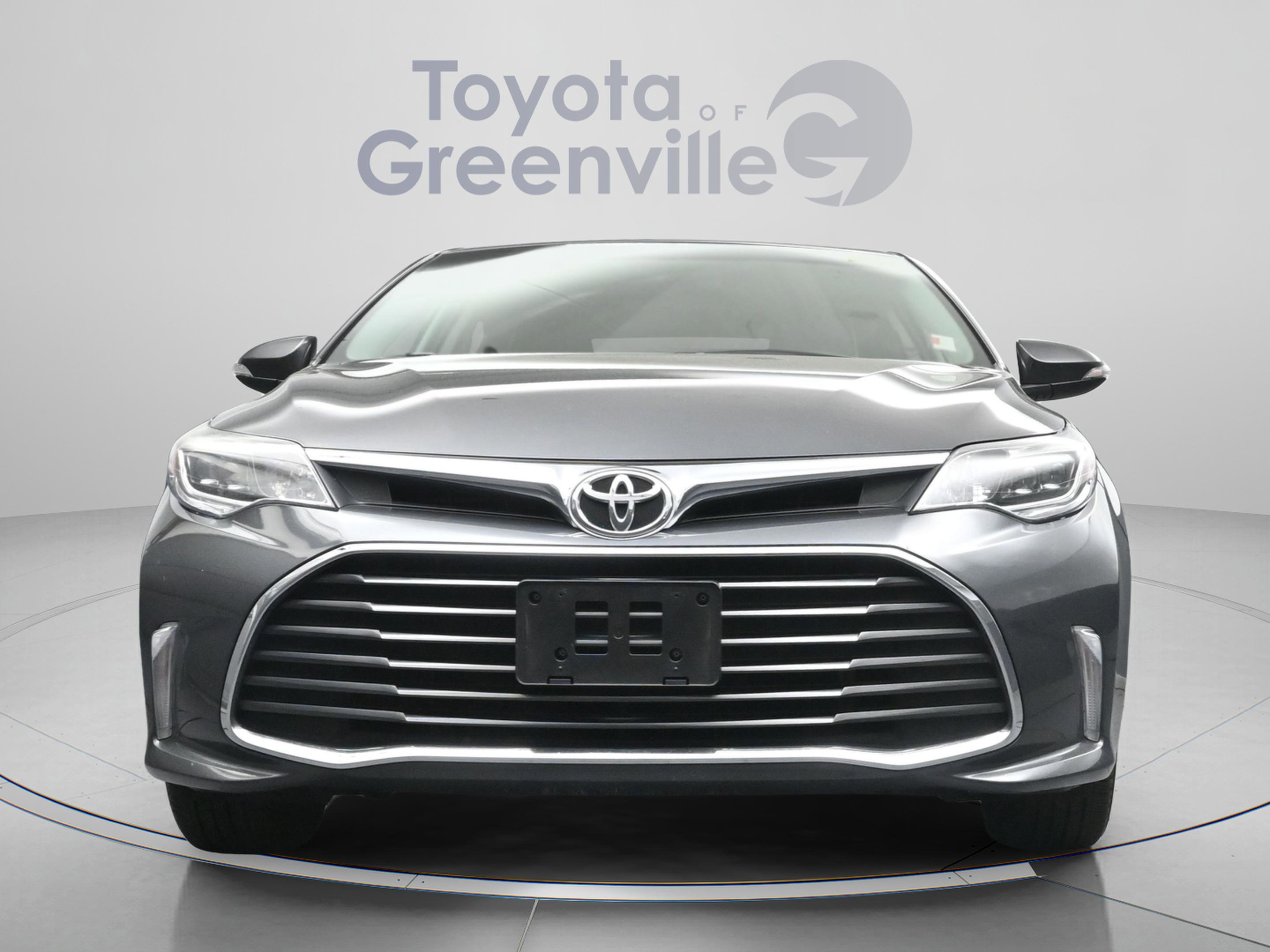 Used 2016 Toyota Avalon XLE image 22