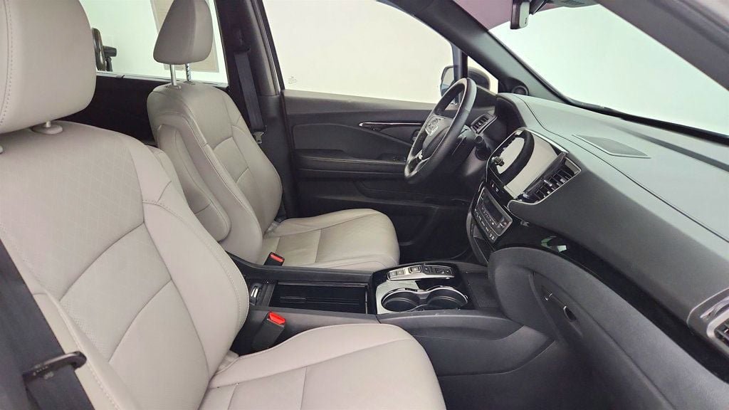 Used 2021 Honda Passport Elite image 21