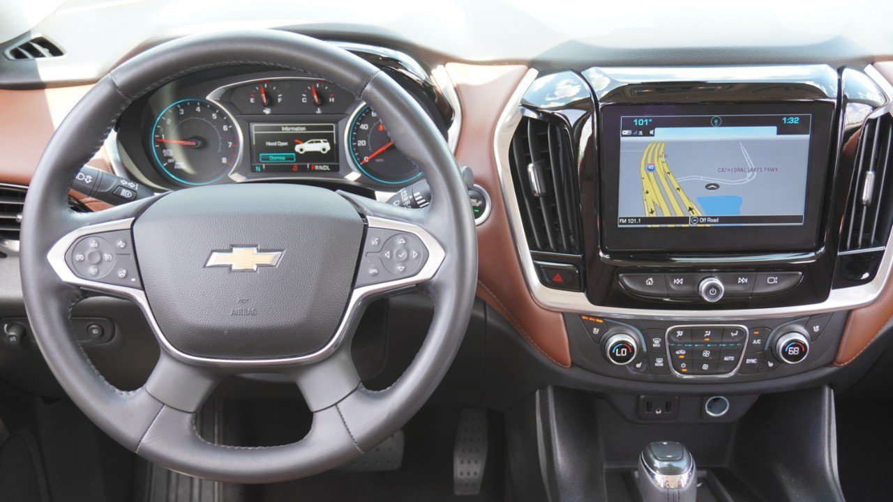 Used 2018 Chevrolet Traverse High Country AWD/4WD image 31