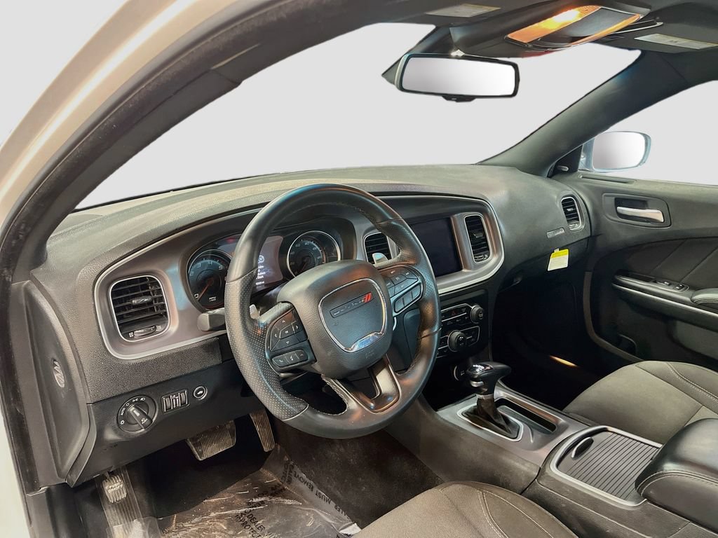 Used 2022 Dodge Charger SXT AWD/4WD image 9
