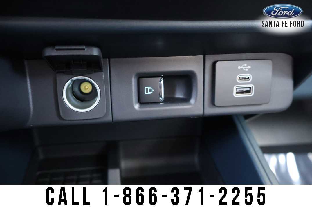 New 2025 Ford Maverick Lariat w/ 4K Tow Package image 47