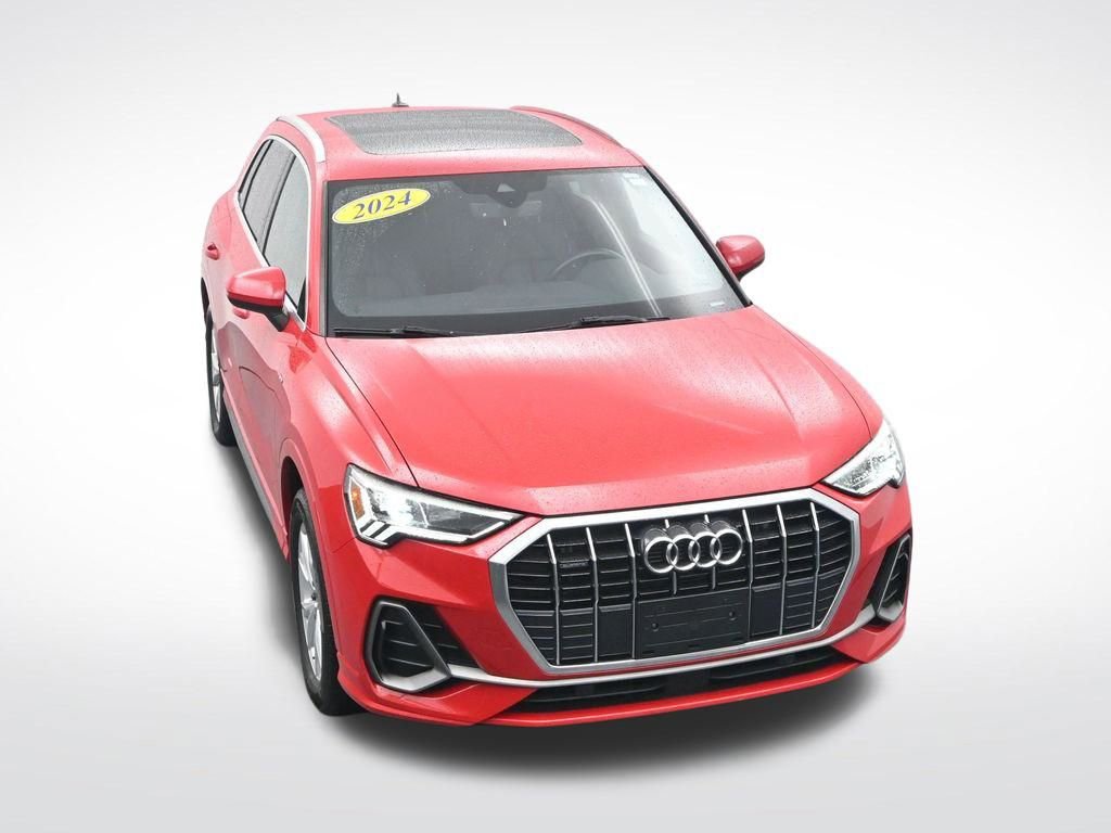 Used 2024 Audi Q3 2.0T Premium image 25