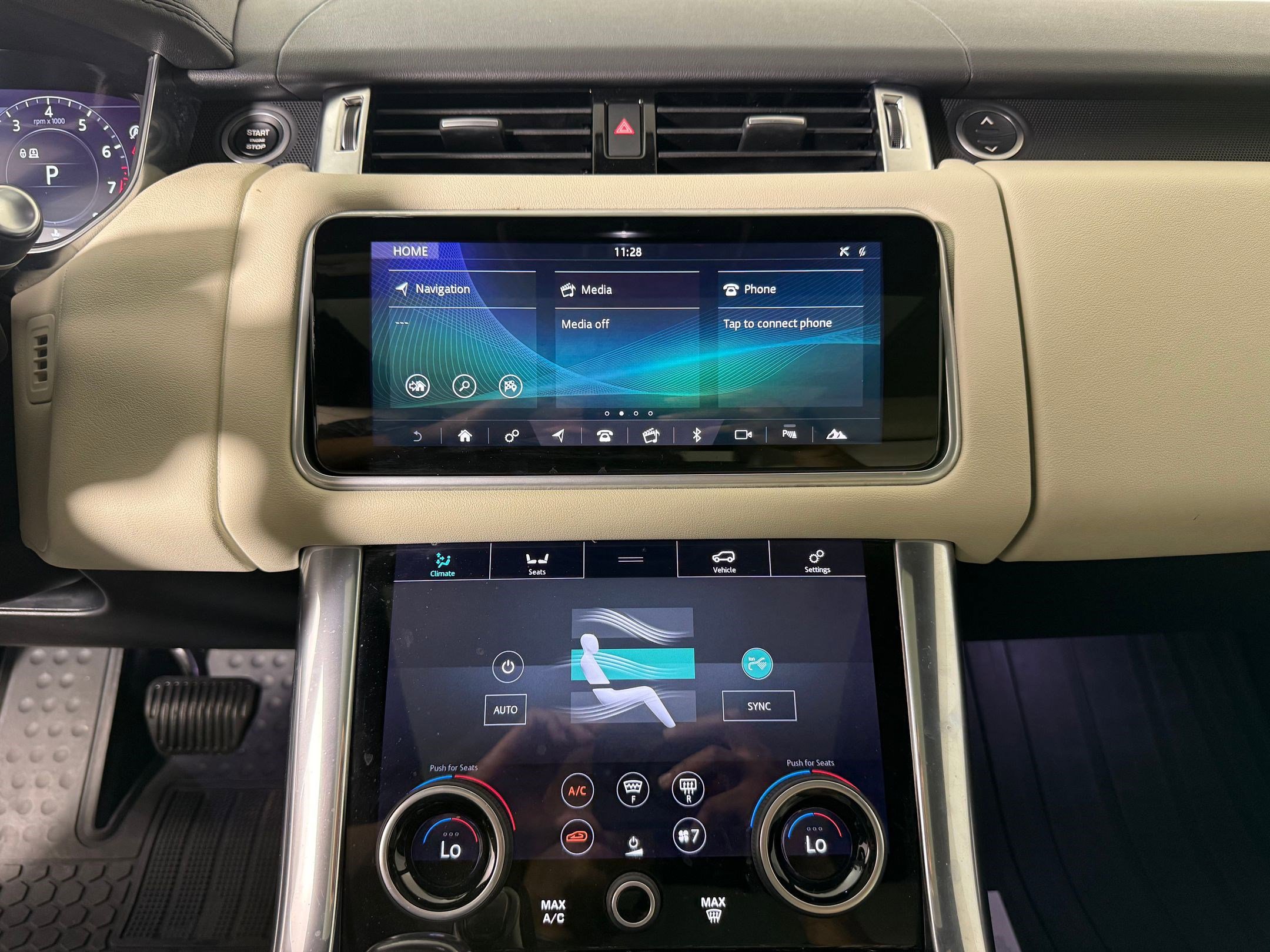 Used 2019 Land Rover Range Rover Sport HSE image 23