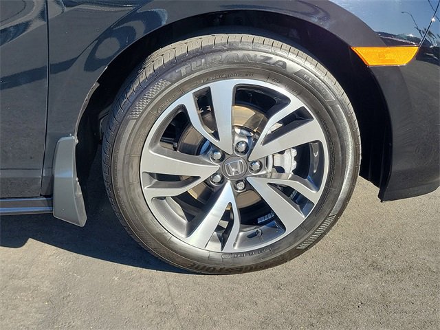 Certified 2024 Honda Odyssey Touring image 5