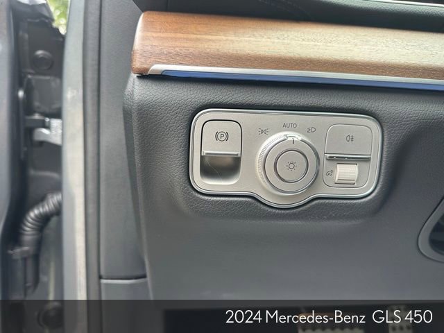 Certified 2024 Mercedes-Benz GLS 450 4MATIC image 16