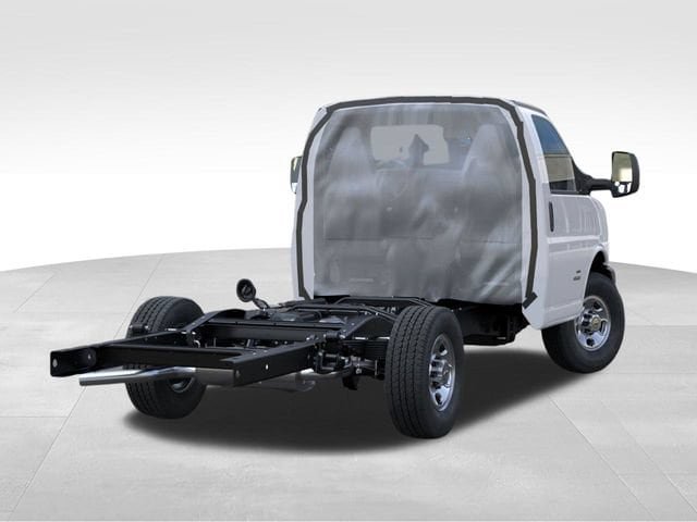 New 2026 Chevrolet Express 3500 w/ Power Convenience Package RWD image 4