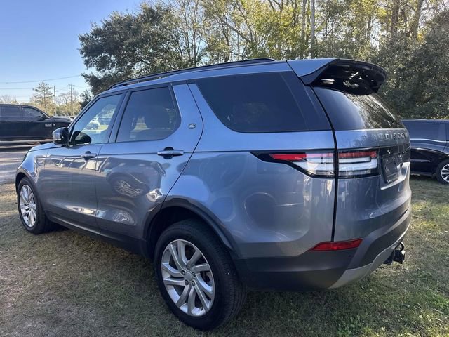 Used 2018 Land Rover Discovery SE image 17